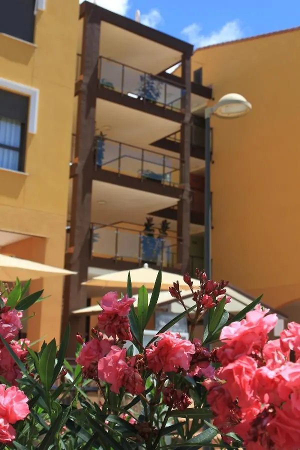 Spacious Apartment With Large Private Garden In Palm Mar