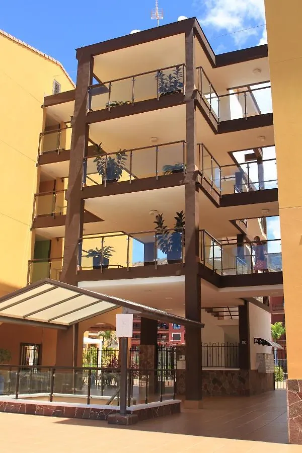 Spacious Apartment With Large Private Garden In Palm Mar