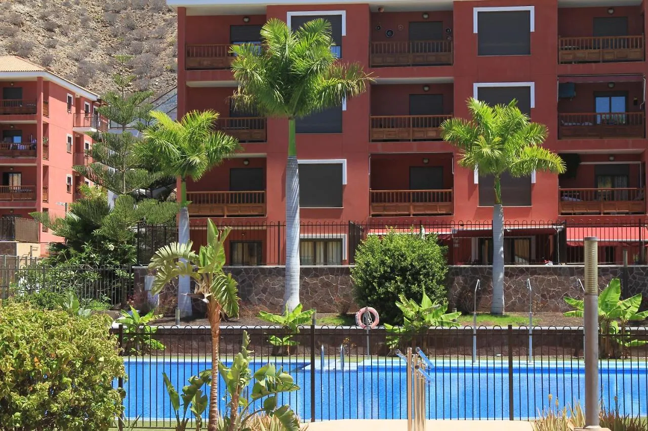 Spacious Apartment With Large Private Garden In Palm Mar 0*, Palm-mar